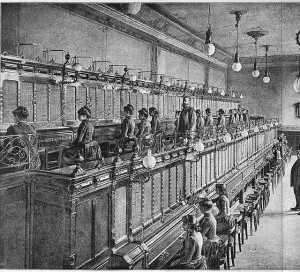 Telefooncentrale in 1892 (Wikipedia 'Telefooncentrale')
